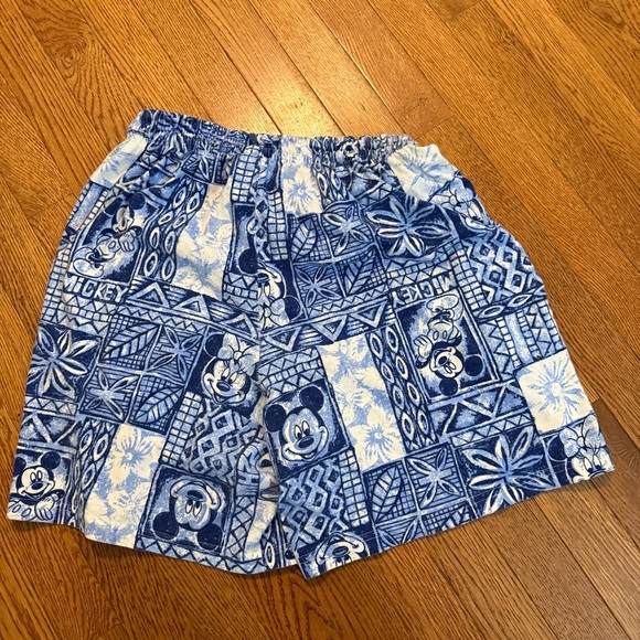 Disney Mickey Unlimited Jerry Leigh Shorts Size medium Pull On Tropical Beach - Picture 9 of 9